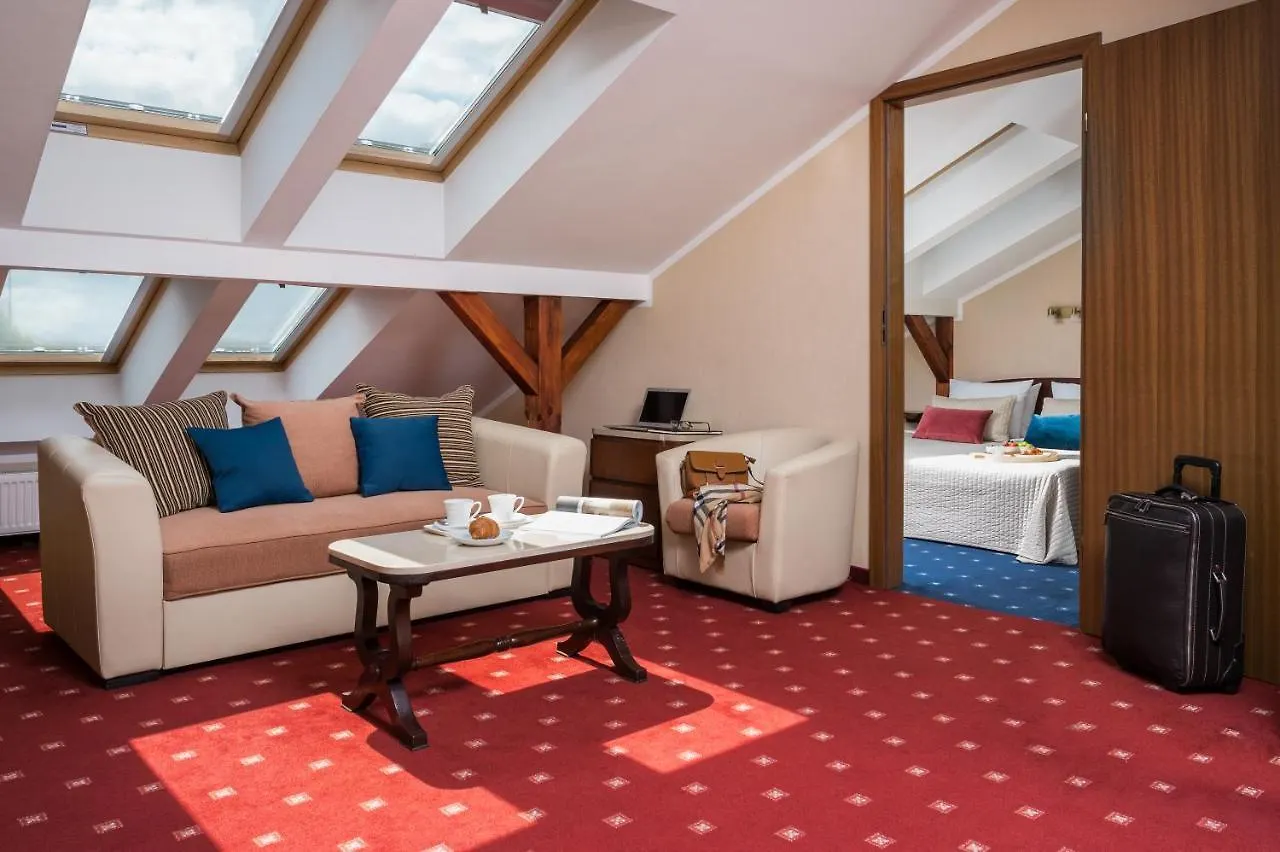 Booking Hotel & Spa Krakow 5*,  Polonya
